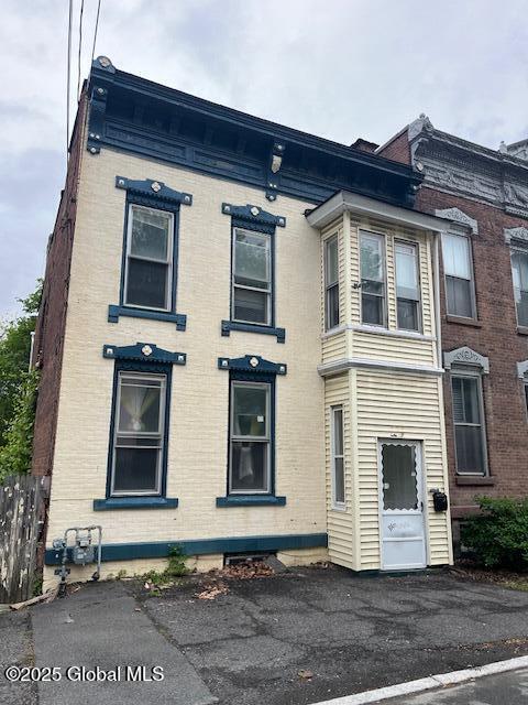 201 10th Street, Troy, New York image 3