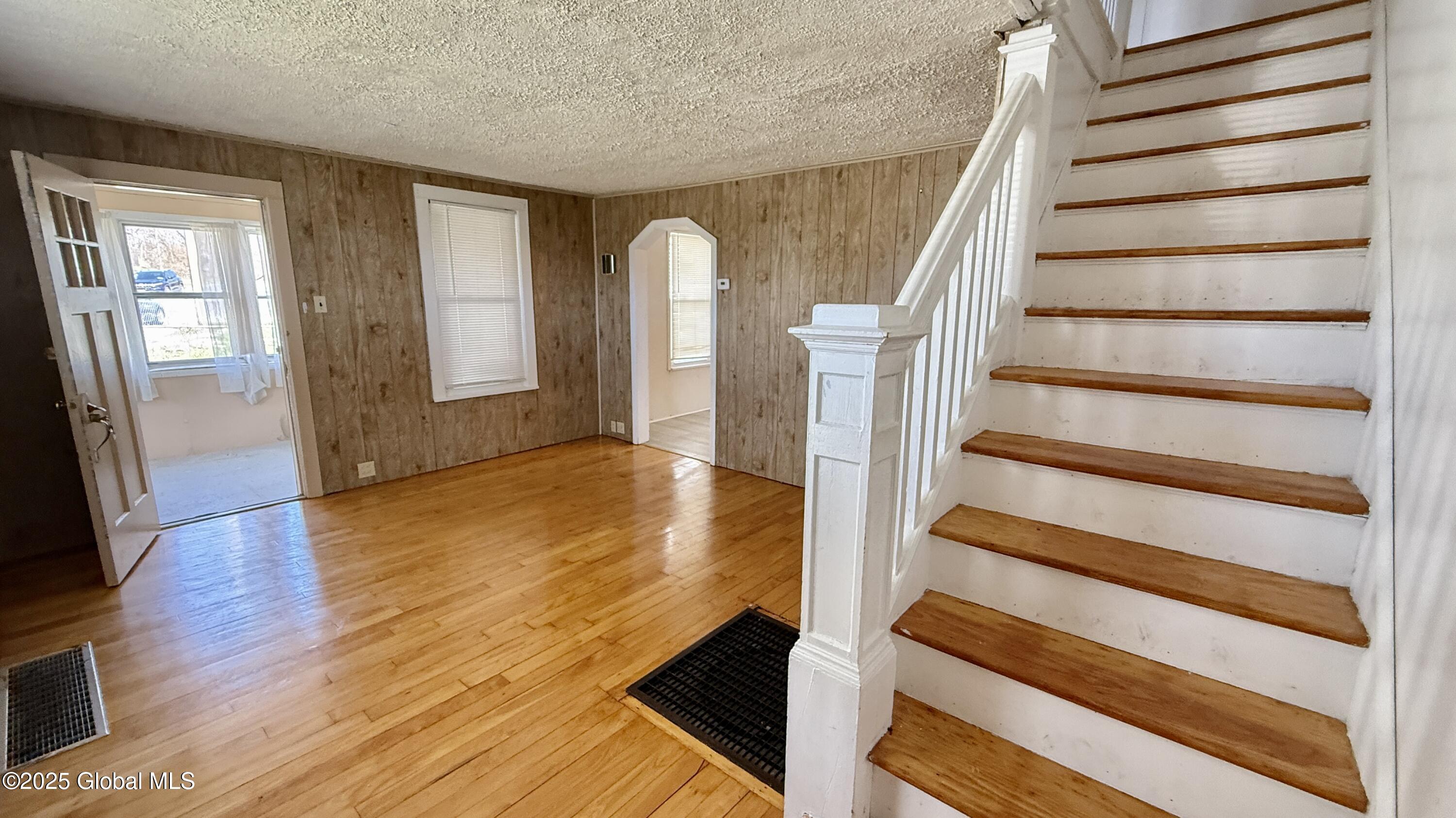 3 Hayes Place, Amsterdam, New York image 4