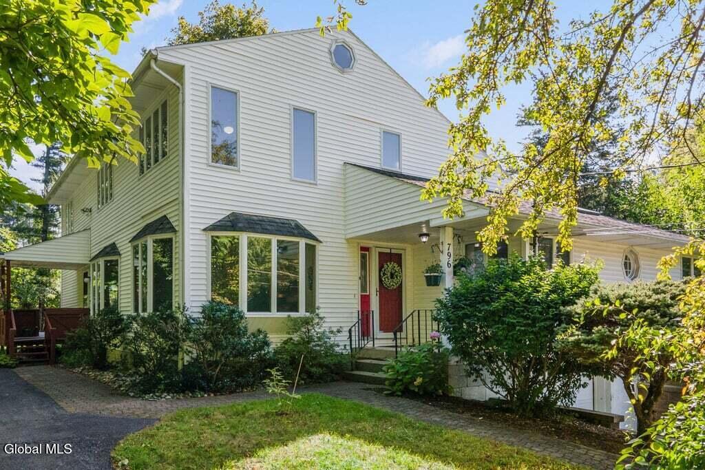 796 Feura Bush Road
