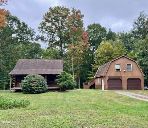 Homes For Sale - 137 Gurn Springs Road<br/> Saratoga County, Gansevoort, NY 12831