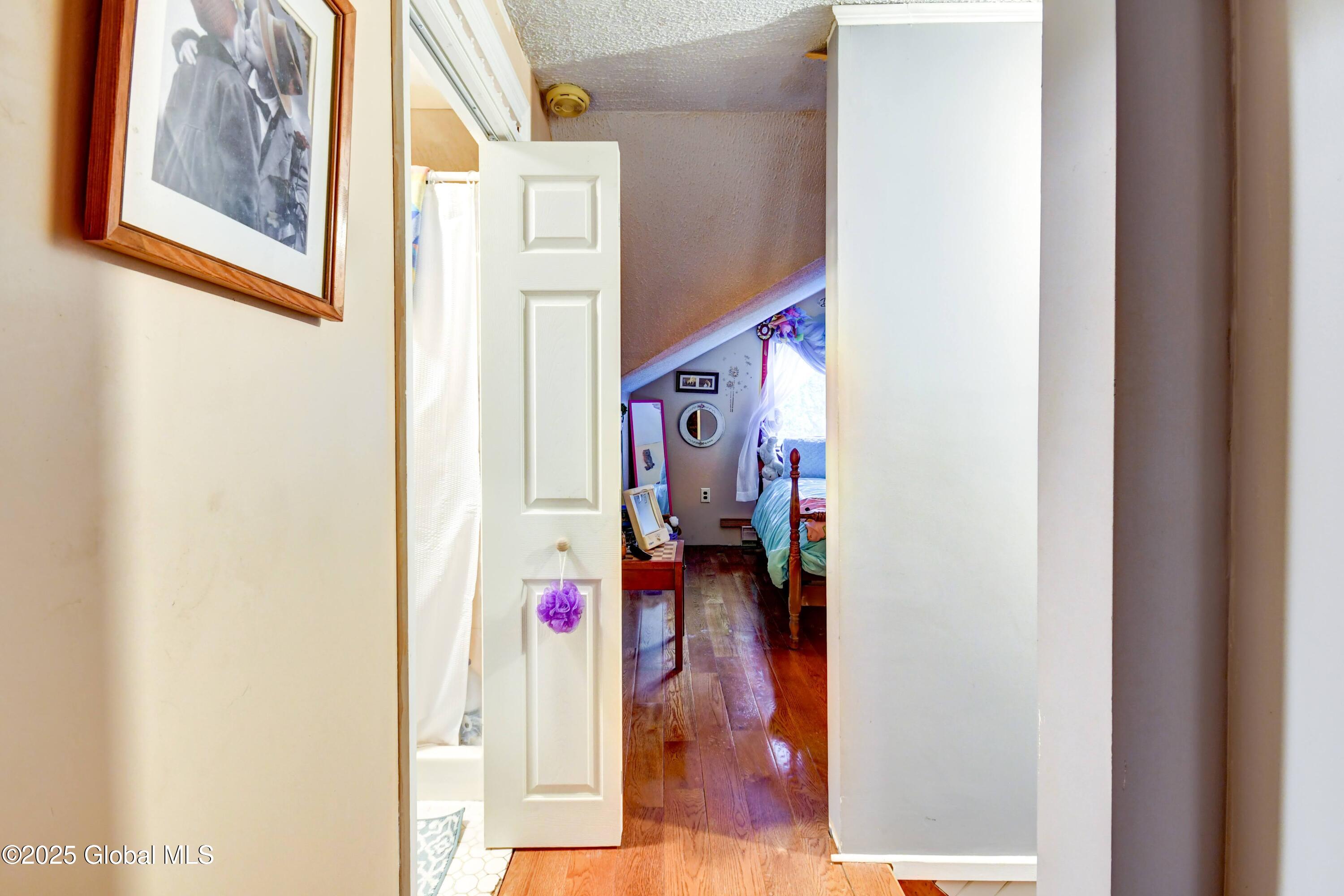 76 Walnut Street, Gloversville, New York image 39