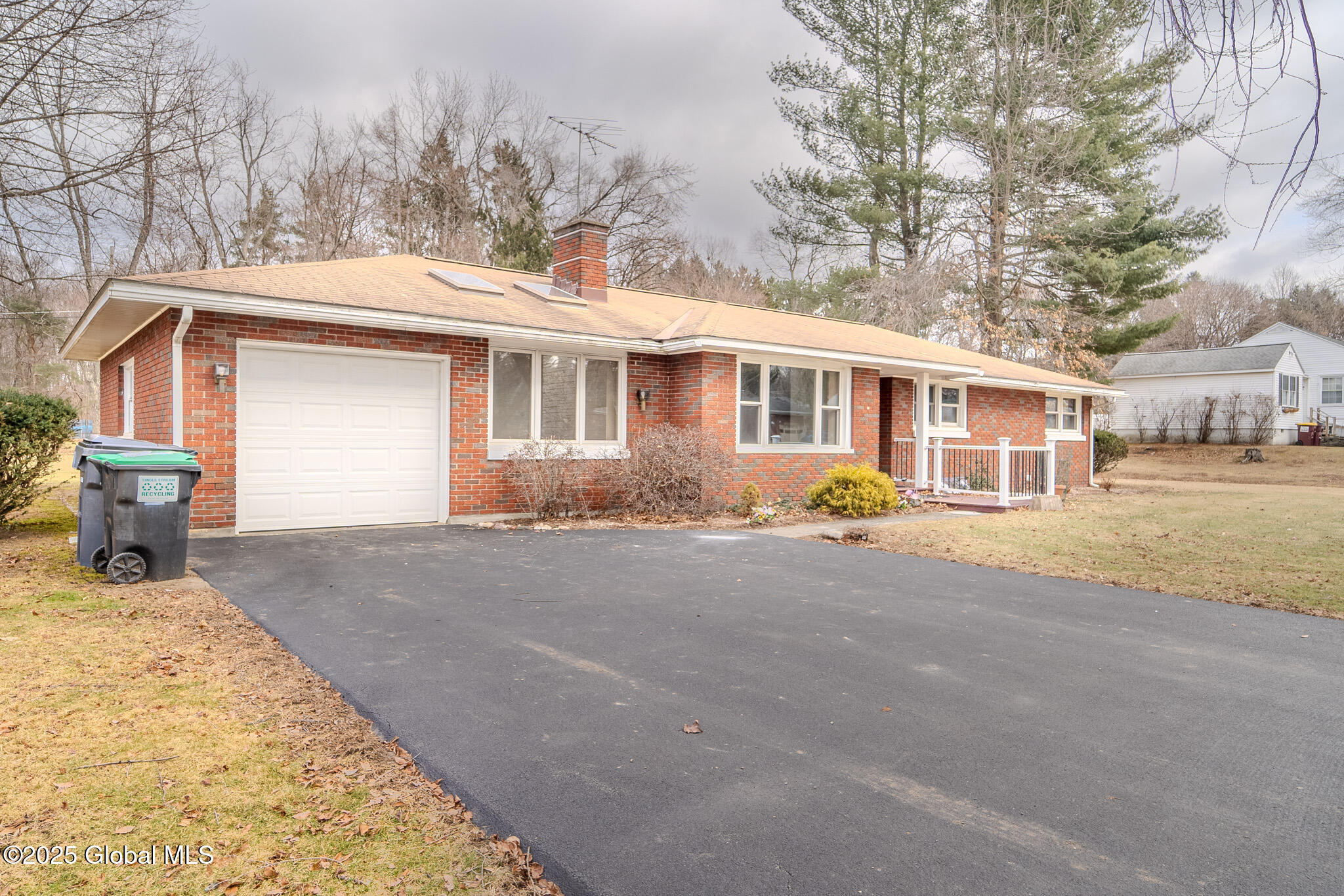 15 N Colonial Hts, Troy, New York image 38