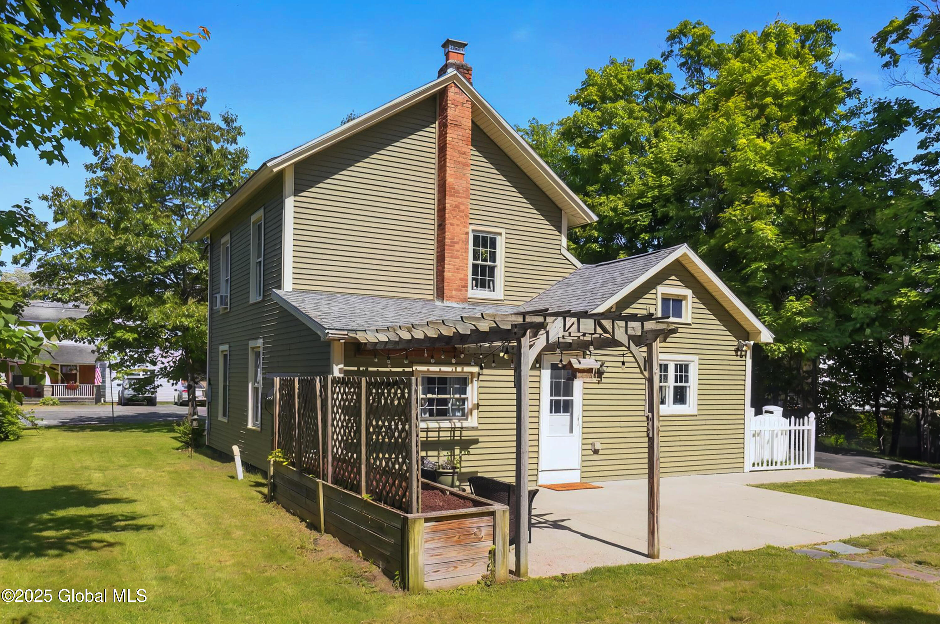 784 Ny Highway 351, Poestenkill, New York image 44
