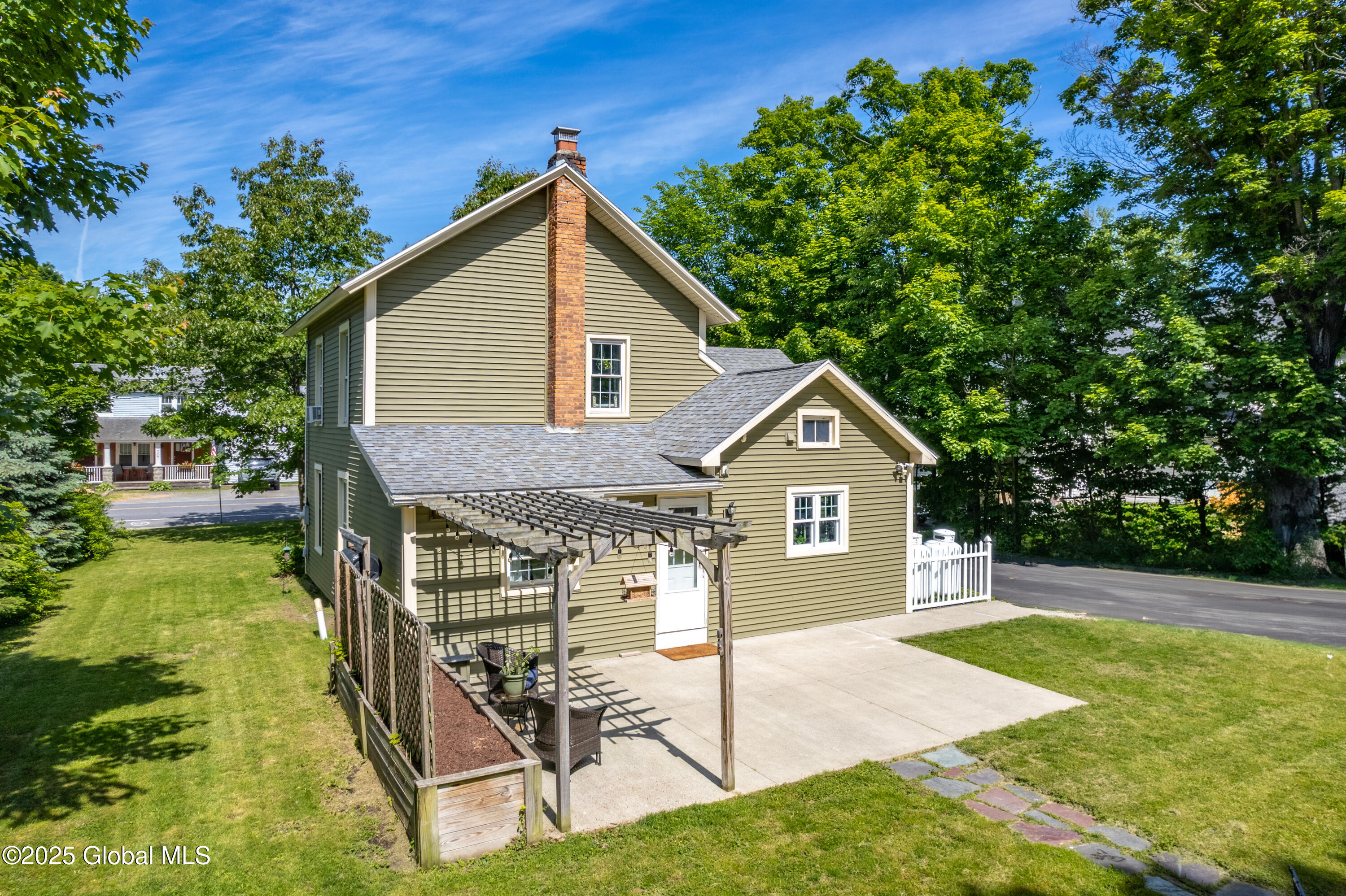 784 Ny Highway 351, Poestenkill, New York image 42