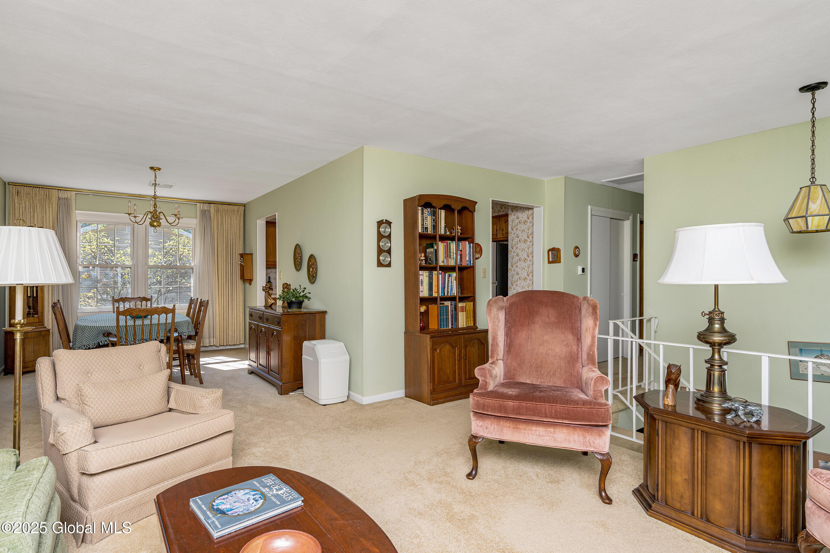 3 Rita Court, Delmar, New York image 6
