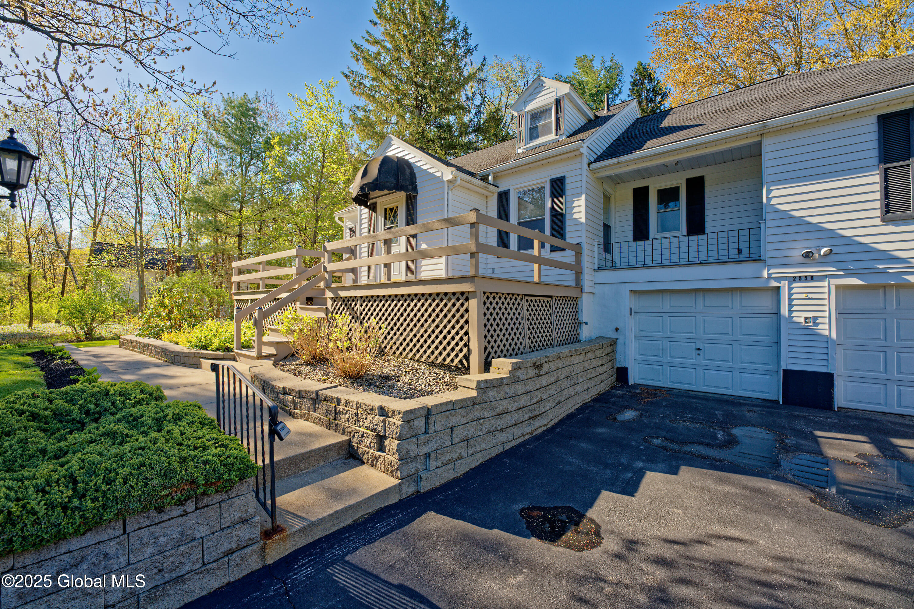 2550 Old Troy Rd Road, Schenectady, New York image 3