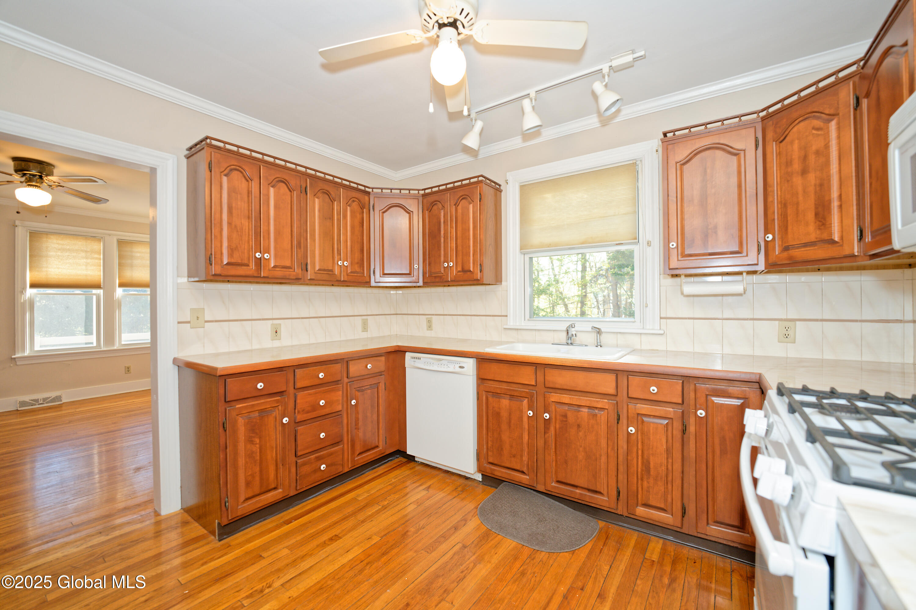 2550 Old Troy Rd Road, Schenectady, New York image 13