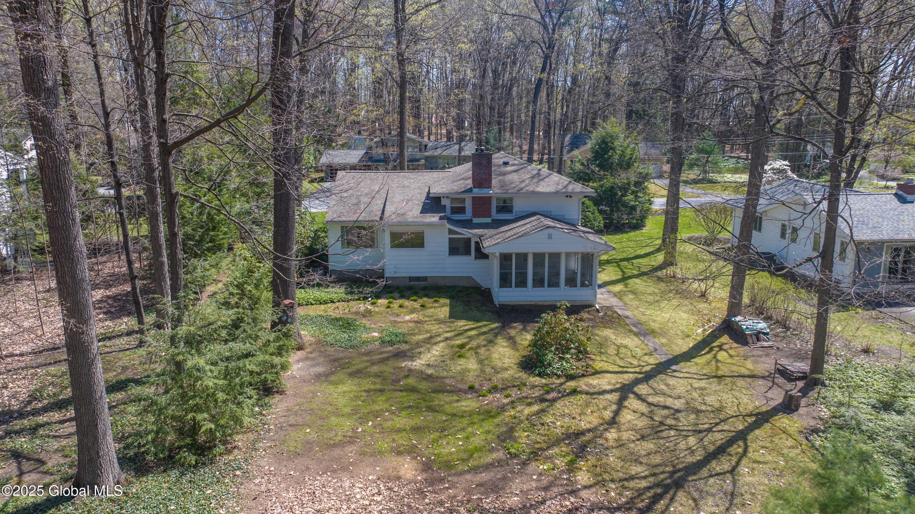 20 Loughberry Road, Saratoga Springs, New York image 4