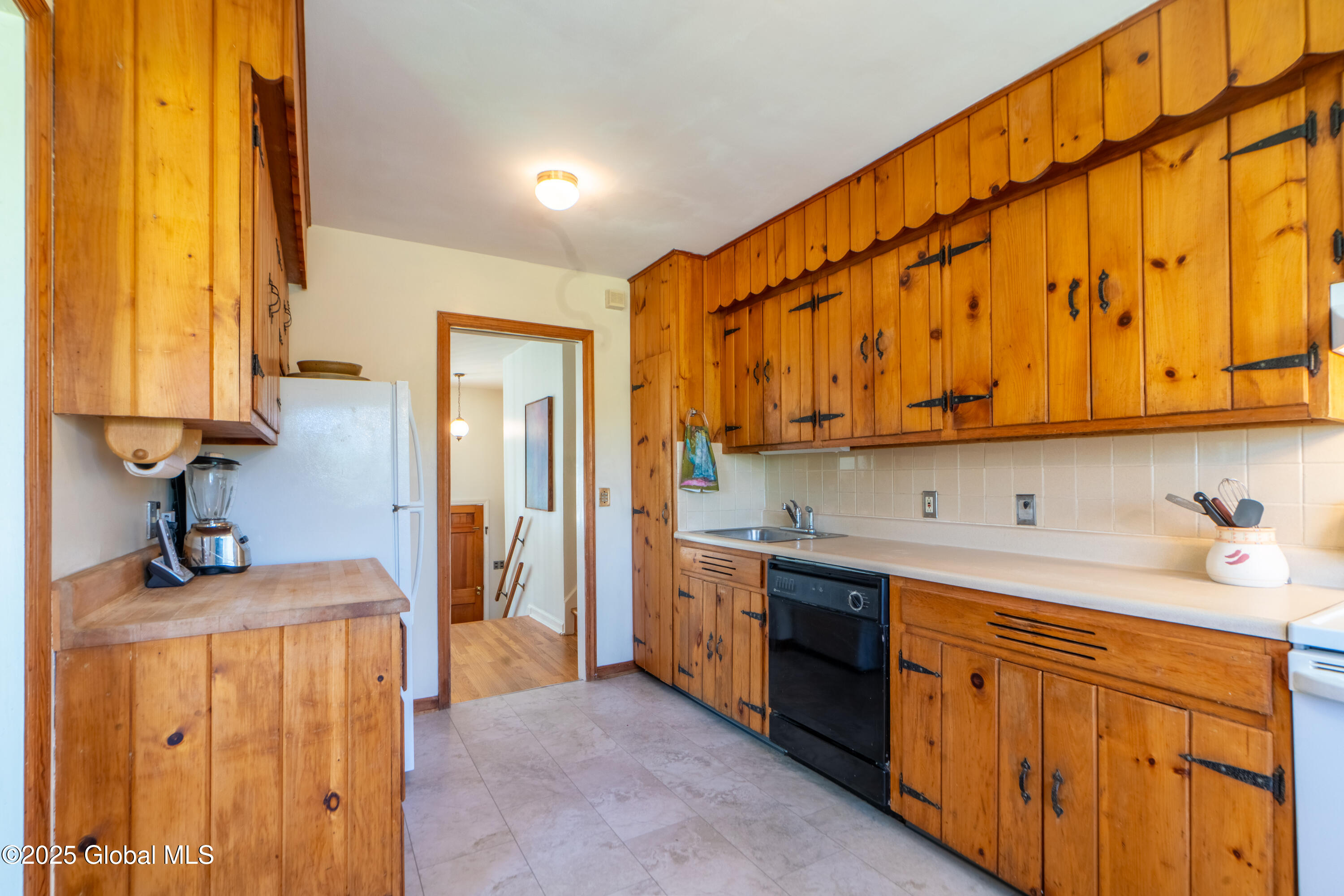 20 Loughberry Road, Saratoga Springs, New York image 18