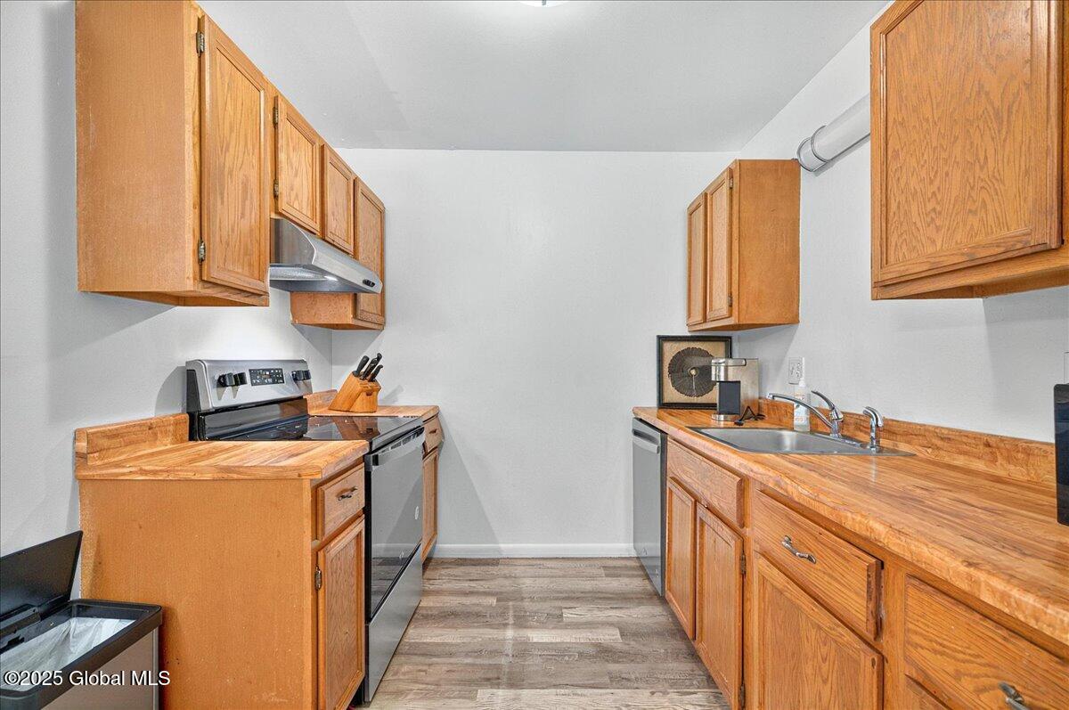60 Tallow Wood Drive, Clifton Park, New York image 20