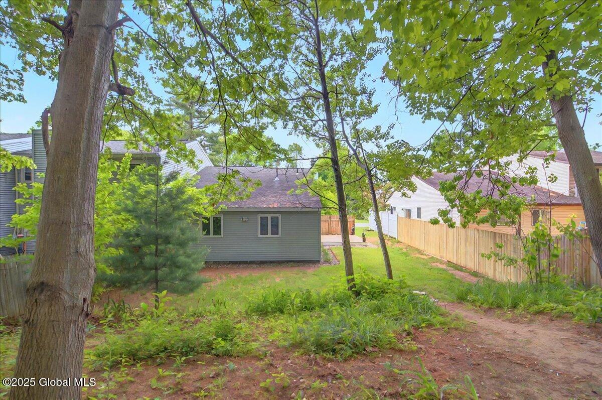 60 Tallow Wood Drive, Clifton Park, New York image 10