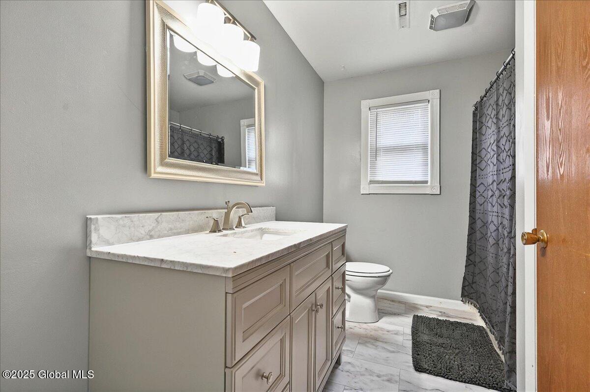 60 Tallow Wood Drive, Clifton Park, New York image 21