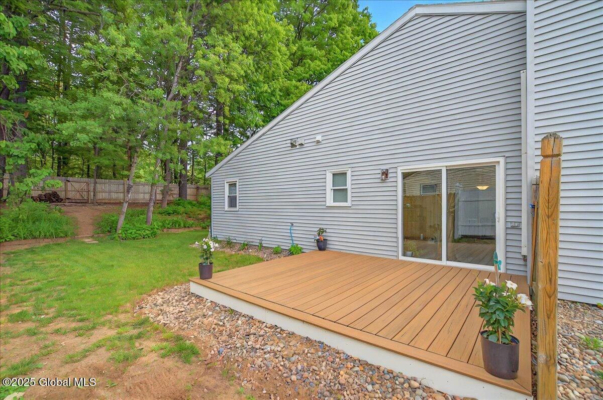60 Tallow Wood Drive, Clifton Park, New York image 4