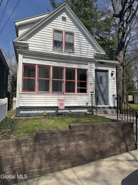 Photo of 35 Cornell Street, Schenectady, NY 12304 (MLS # 202615701)