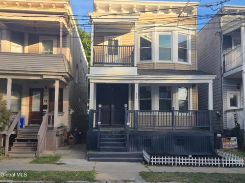 Photo of 314 Ontario Street, Albany, NY 12208 (MLS # 202526685)