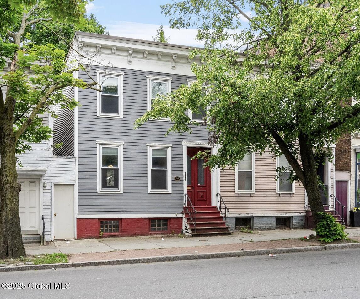 414 Madison Avenue, Albany, New York image 1