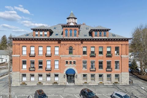 Photo of 77 Van Dam Street #408, Saratoga Springs, NY 12866 (MLS # 202613223)