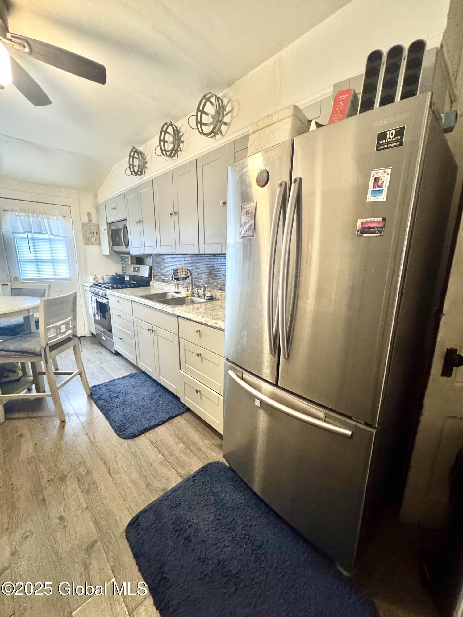 21 Bonheim Street, Albany, New York image 8
