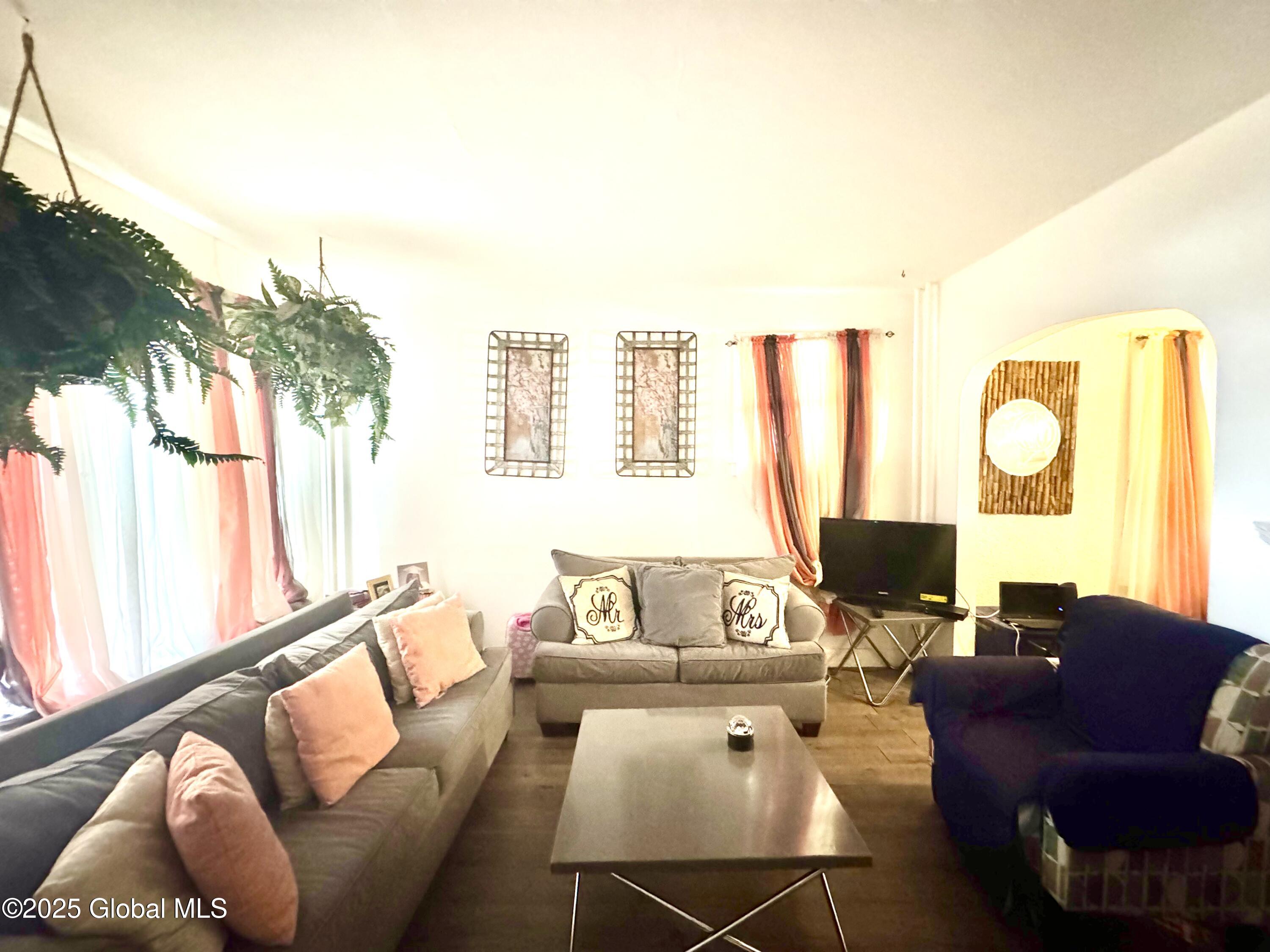 21 Bonheim Street, Albany, New York image 4