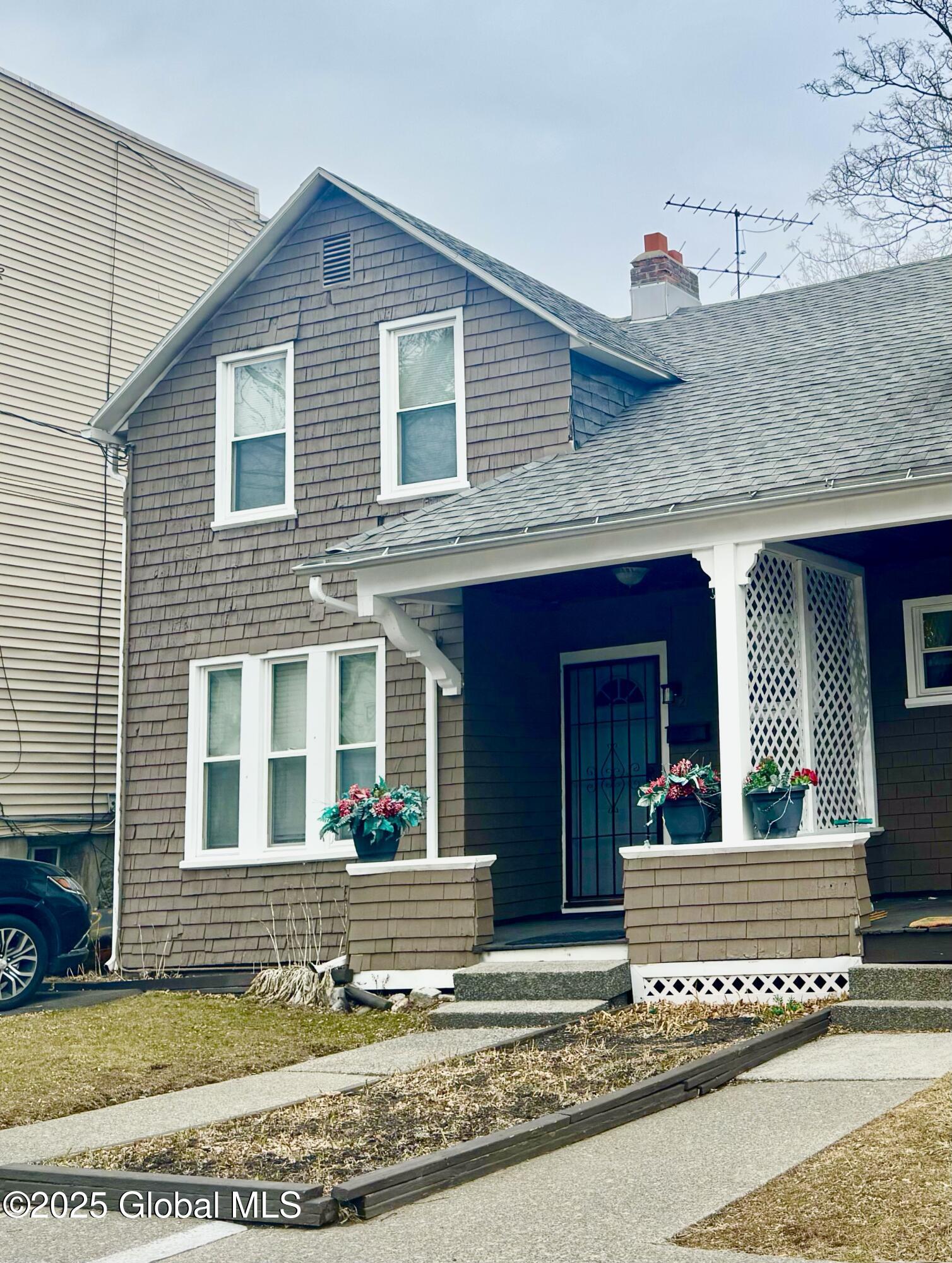 21 Bonheim Street, Albany, New York image 1