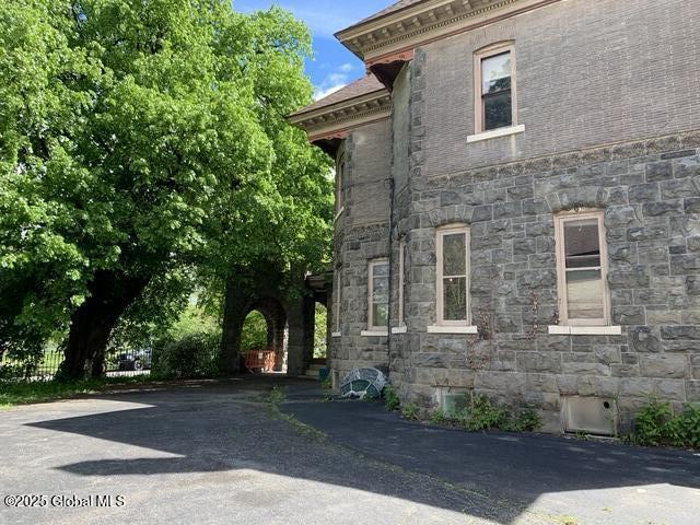 1077 University Place, Schenectady, New York image 47