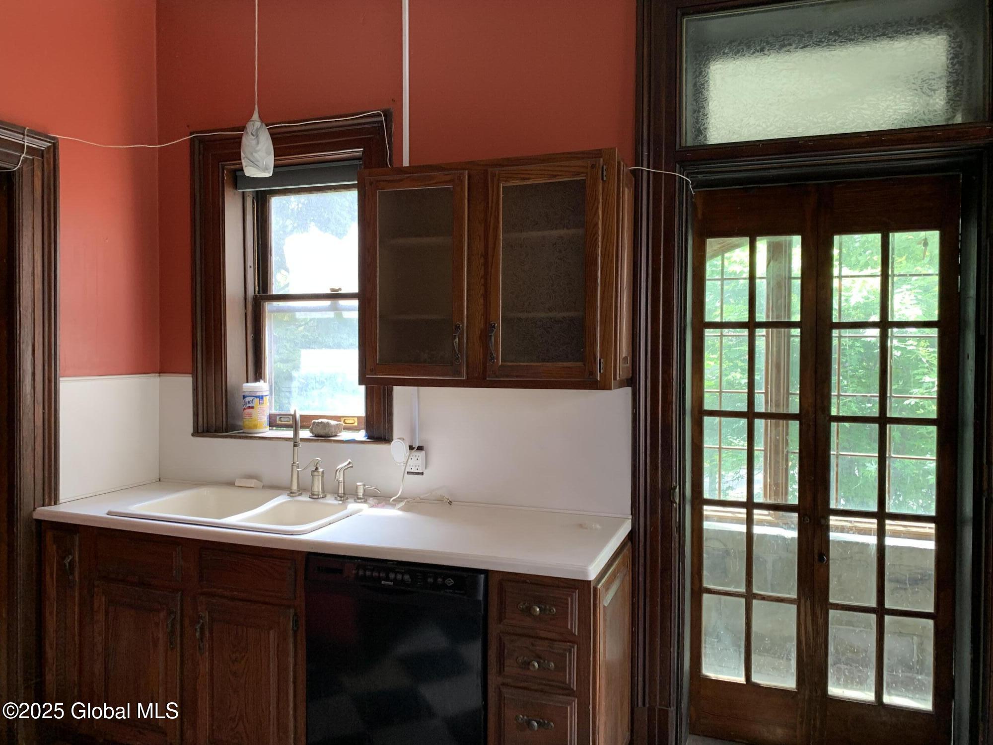 1077 University Place, Schenectady, New York image 19