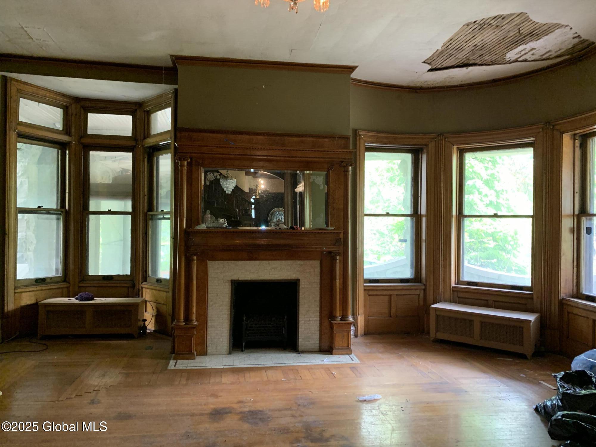 1077 University Place, Schenectady, New York image 9