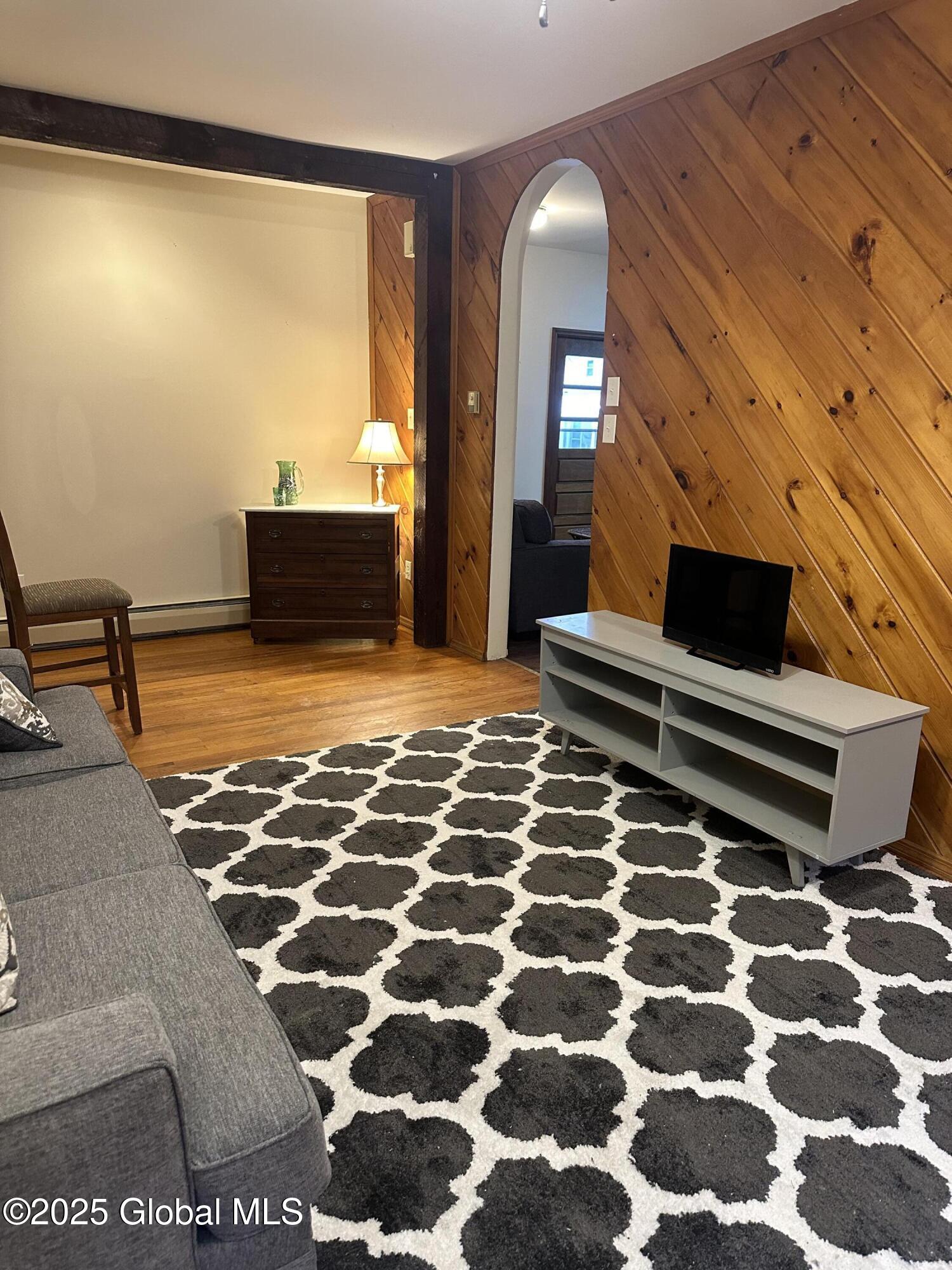 Saratoga Springs, New York 12866, United States, 5 Bedrooms Bedrooms, ,4 BathroomsBathrooms,Residential,Contingent,191566