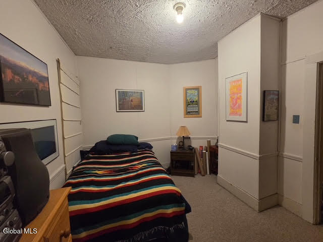 Saratoga Springs, New York 12866, United States, 5 Bedrooms Bedrooms, ,4 BathroomsBathrooms,Residential,Contingent,191566