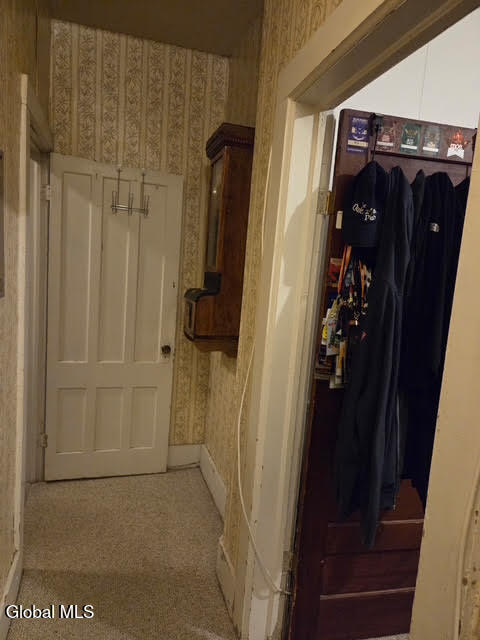 Saratoga Springs, New York 12866, United States, 5 Bedrooms Bedrooms, ,4 BathroomsBathrooms,Residential,Contingent,191566