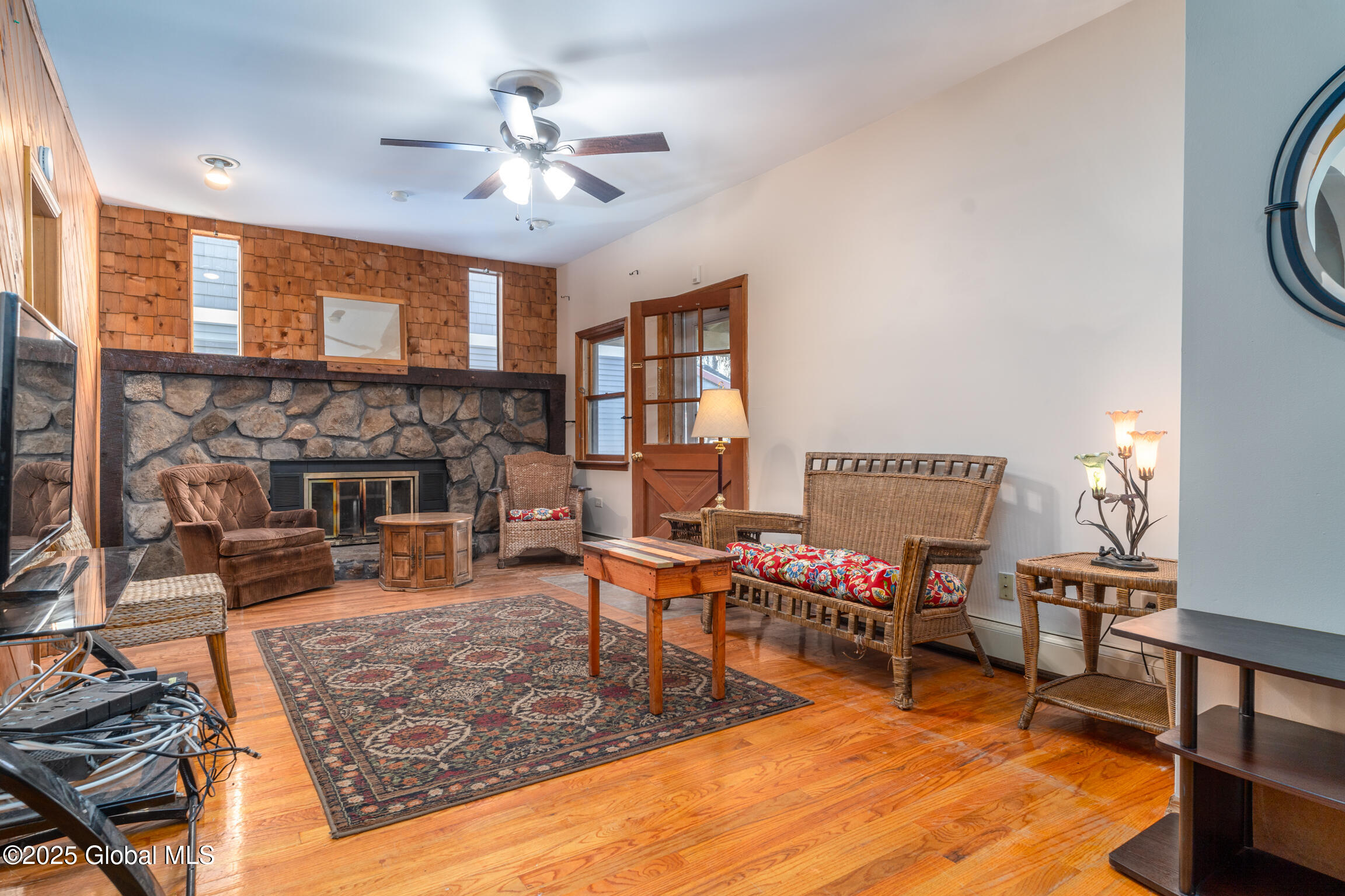 Saratoga Springs, New York 12866, United States, 5 Bedrooms Bedrooms, ,4 BathroomsBathrooms,Residential,Contingent,191566