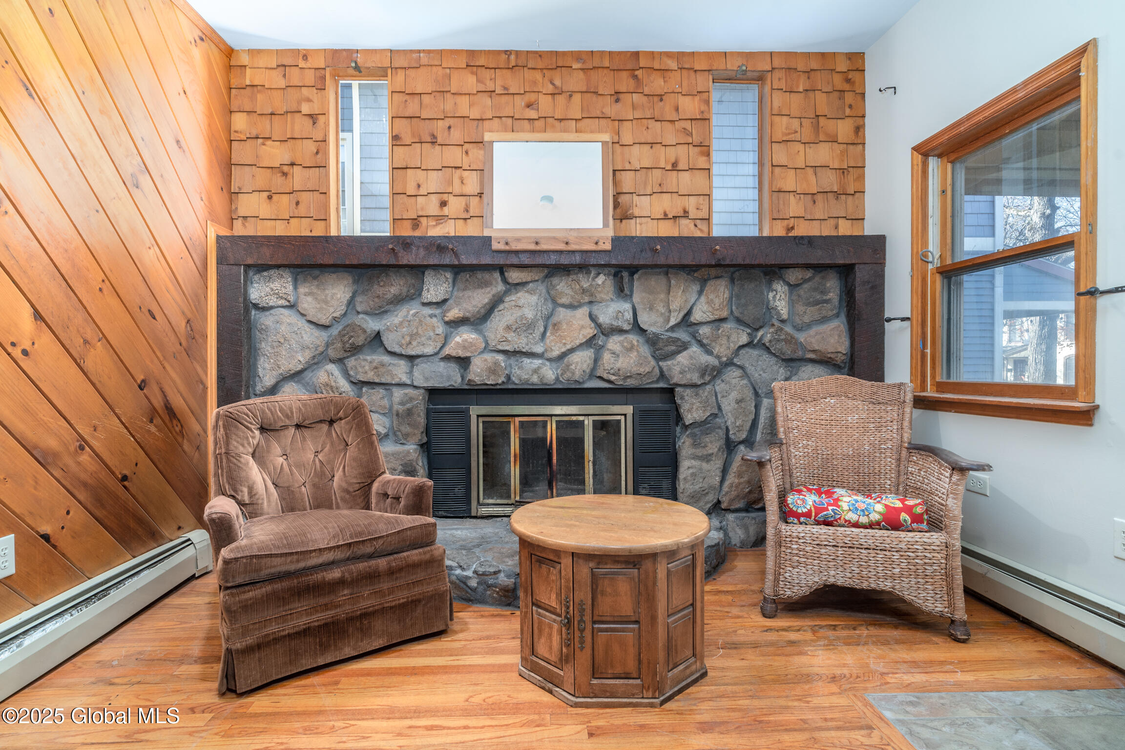 Saratoga Springs, New York 12866, United States, 5 Bedrooms Bedrooms, ,4 BathroomsBathrooms,Residential,Contingent,191566