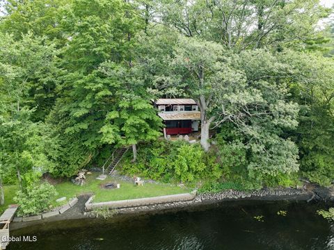 Homes For Sale - 29 Jackson Road<br/> Saratoga County, South Glens Falls, NY 12803
