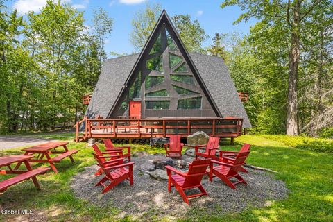 Photo of 96 Lake Road, Tannersville, NY 12442 (MLS # 202615504)