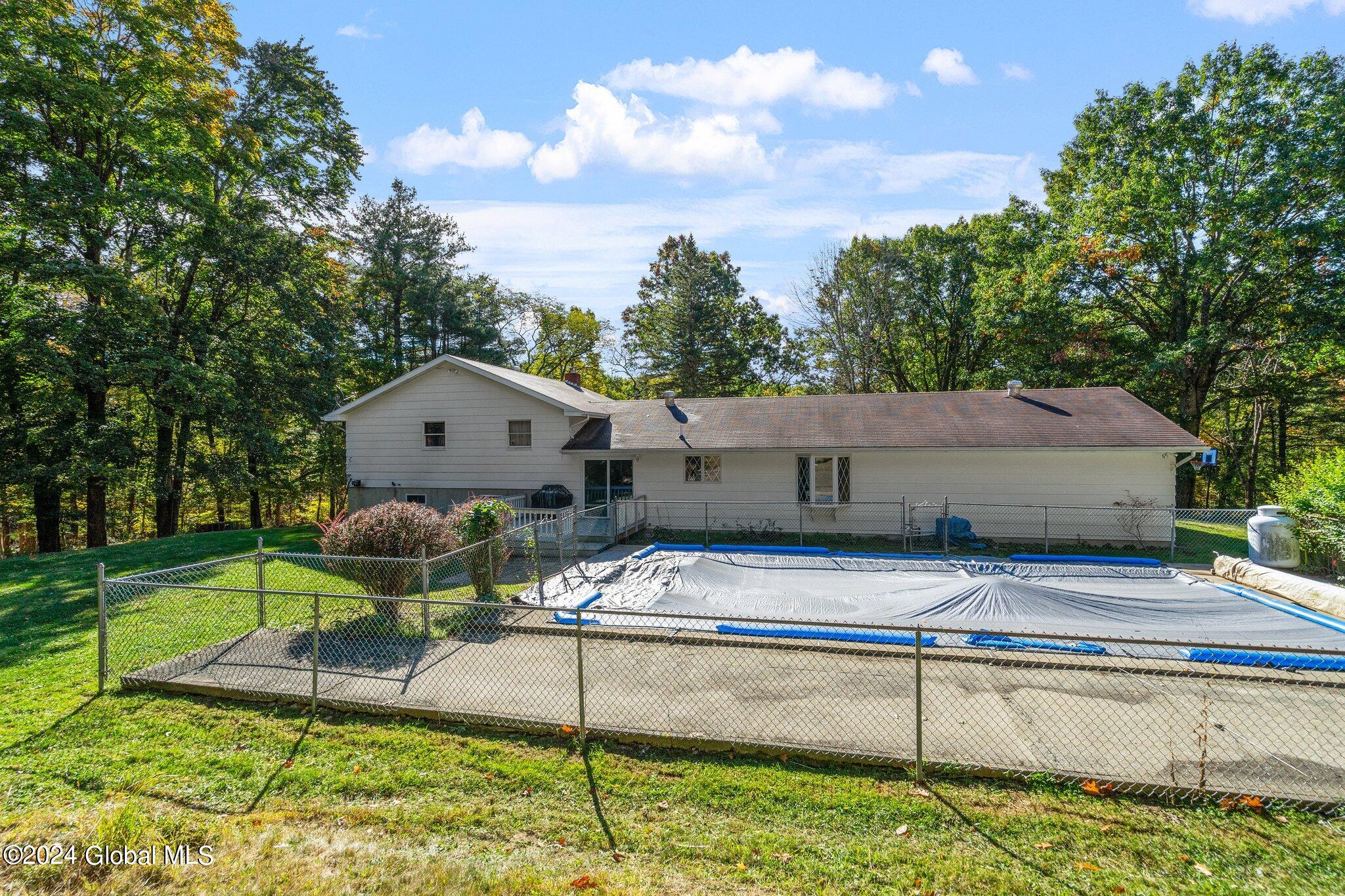 4 Carville Lane, East Greenbush, New York image 36