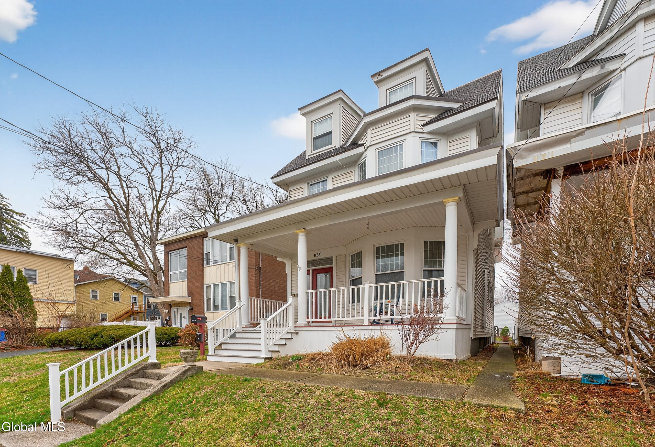 835 Lancaster Street