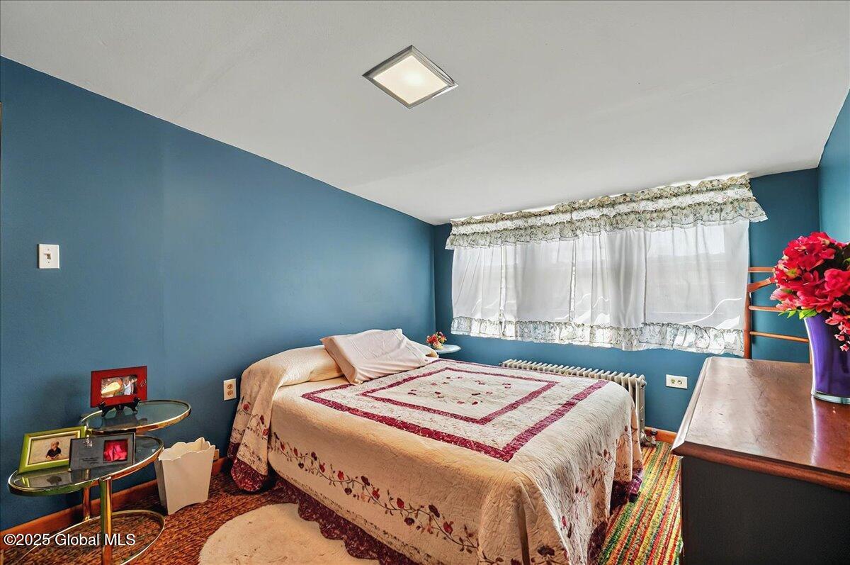 19 Dott Avenue, Albany, New York image 25