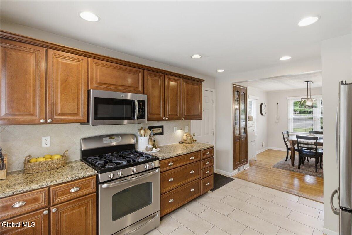 33 Glennon Road