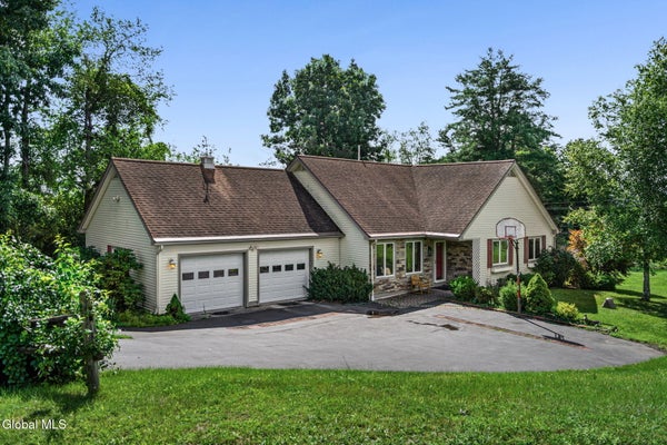 598 WILSON HILL RD, HOOSICK FALLS, NY 12090 - Image bc8f8f32c682bc3d9ae433672c0288df/2893754881