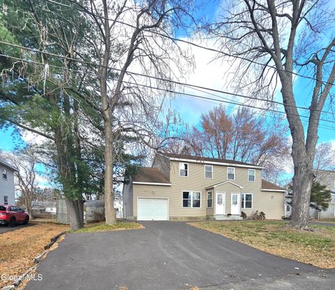 Photo of 19 Commodore Street #A, Colonie, NY 12205 (MLS # 202529839)