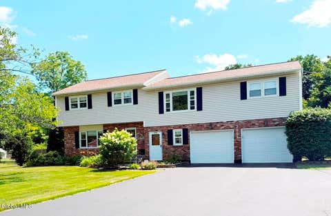 Photo of 3008-3010 Sunset Lane, Schenectady, NY 12303 (MLS # 202622429)