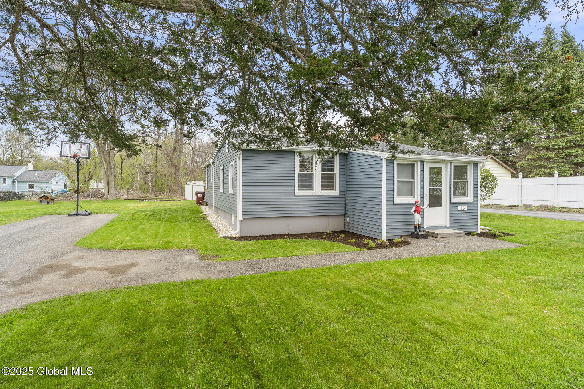 16 James Street, Poestenkill, New York image 1