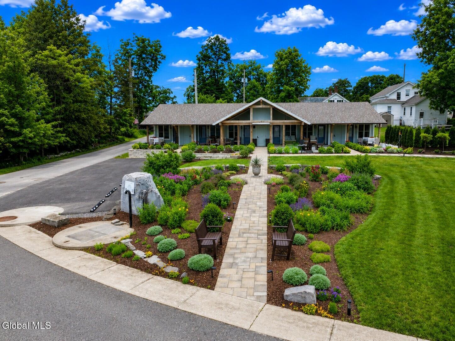 29 Beggs Point Street