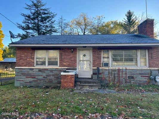 121 HUDSON RIVER RD, WATERFORD, NY 12188 - Image bd68c4b9e30f3ea3447de09143f4dd2b/815825979
