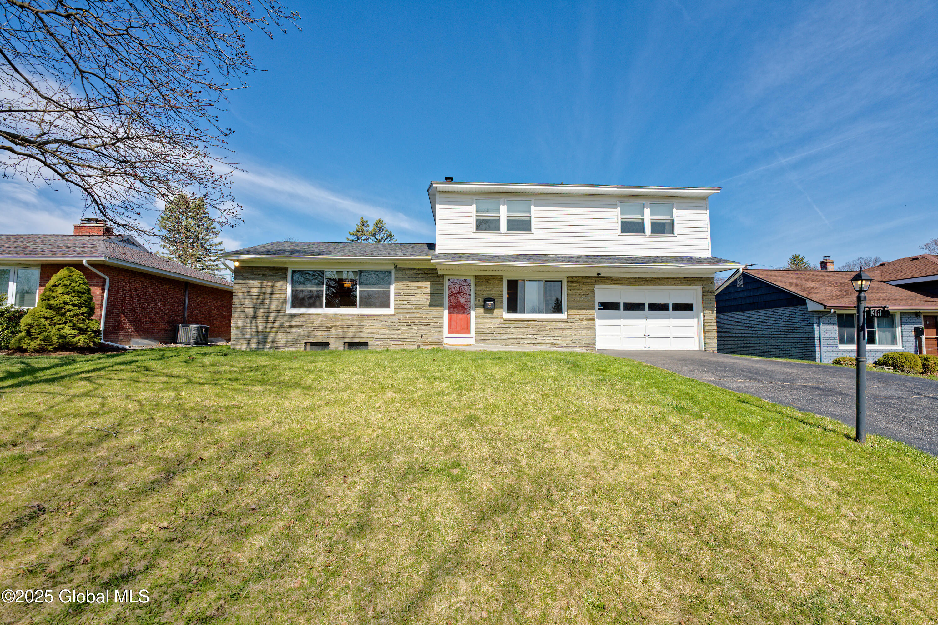36 Davis Avenue, Albany, New York image 2