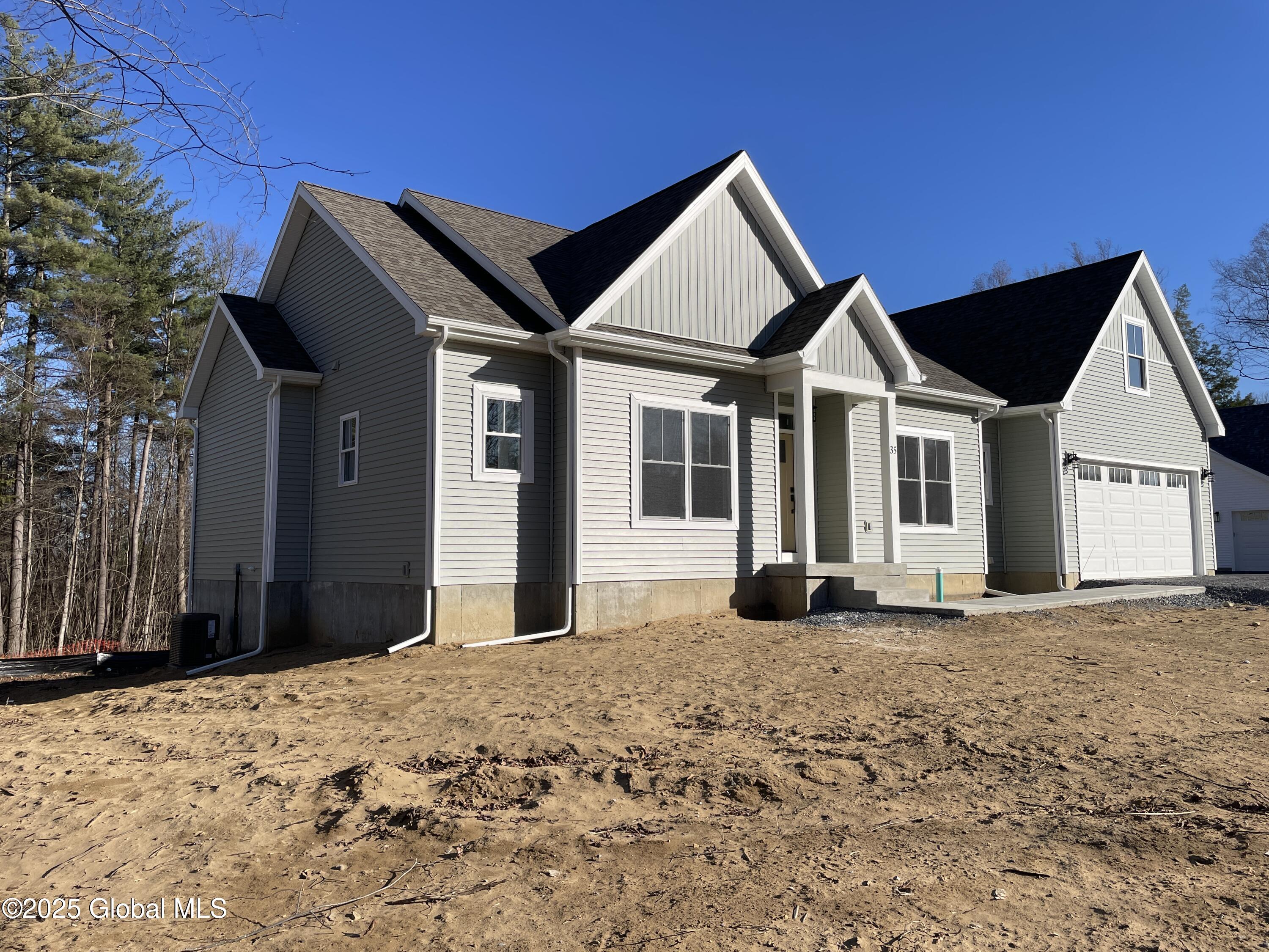 Wilton, New York 12831, United States, 3 Bedrooms Bedrooms, ,2 BathroomsBathrooms,Residential,Pending,60103