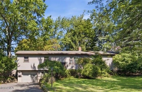 Photo of 10 Kaine Drive, Albany, NY 12203 (MLS # 202625810)