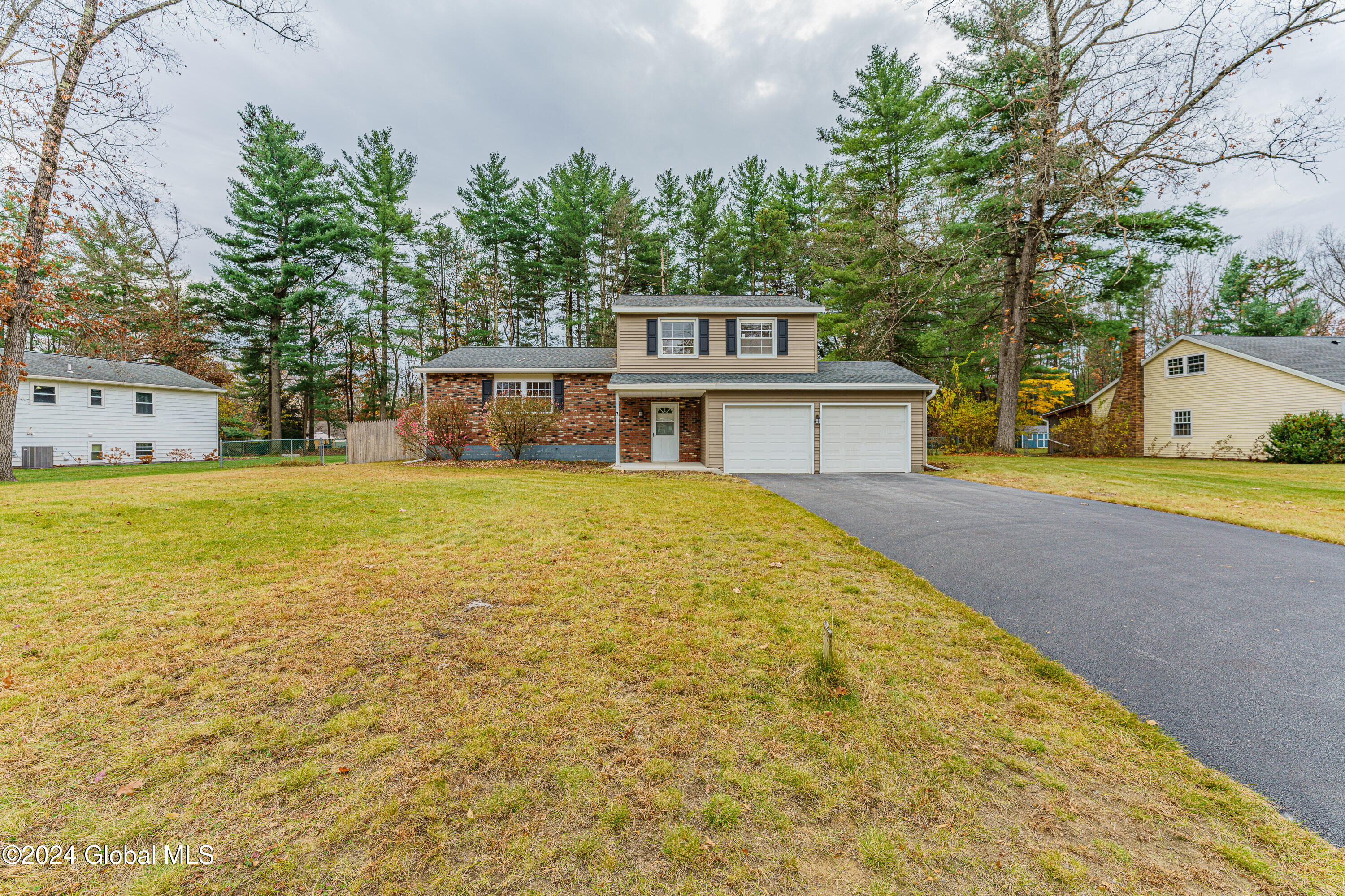 7 Van Tassel Lane, Ballston Spa, New York image 1