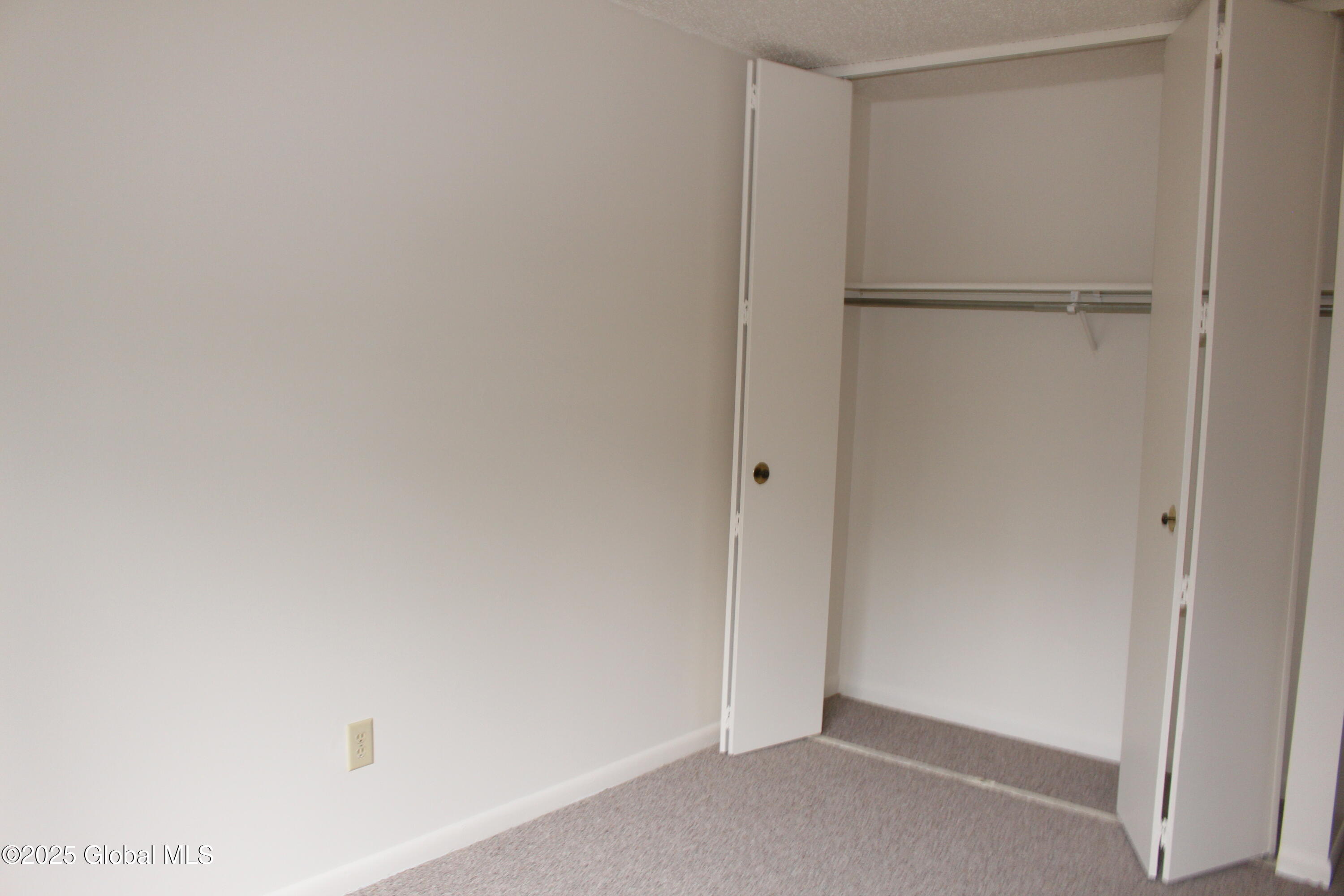 110 Knollwood Terrace, Albany, New York image 24