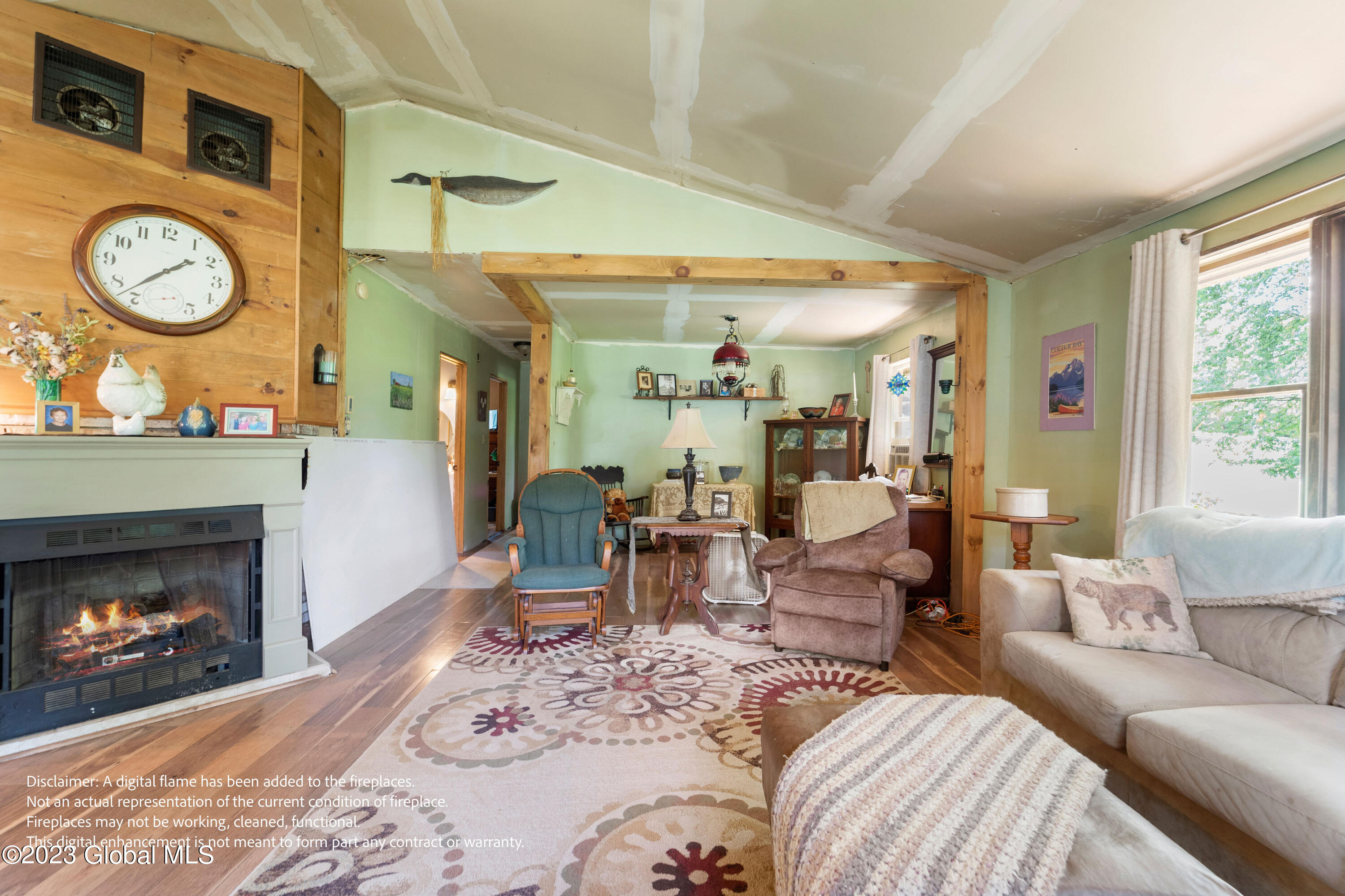 Photo 5 of 22 of 754 NY-369 house